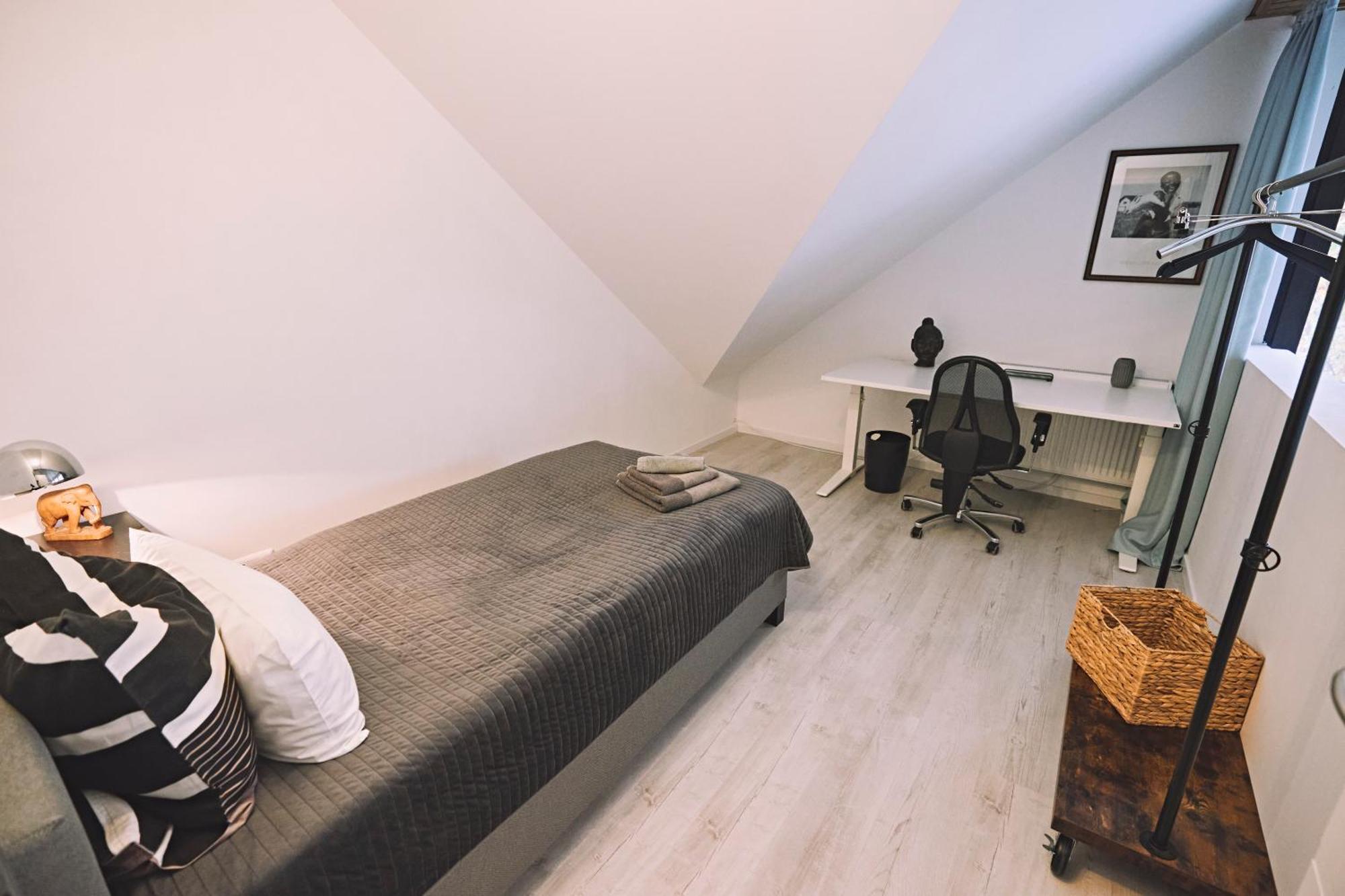 Bildstein'S "Kathmandu" Appartement Langenfeld  Buitenkant foto